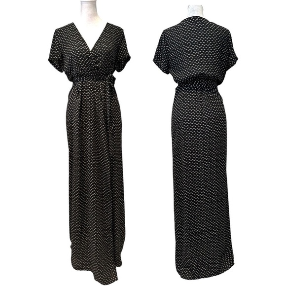 Olivaceous Dresses & Skirts - Olivaceous Women's Short Sleeve Black with taupe pattern Maxi Wrap dress - SMALL